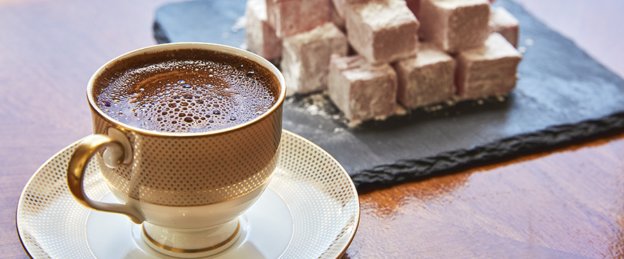 Viaje a través del café de Türkiye